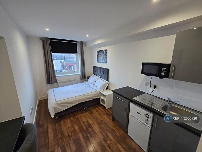Studio To Rent In The Webberley, Stoke-On-Trent, ST1