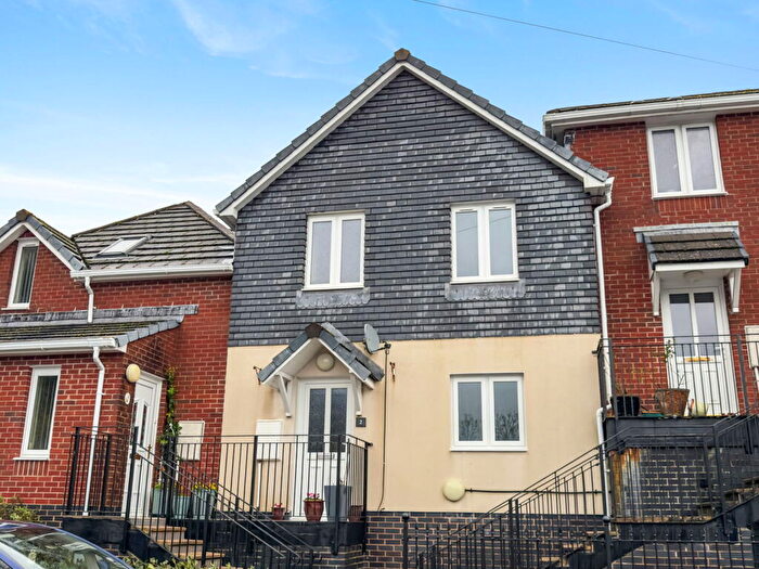 2 Bedroom Terraced House For Sale In Polmorla Road, Wadebridge, PL27