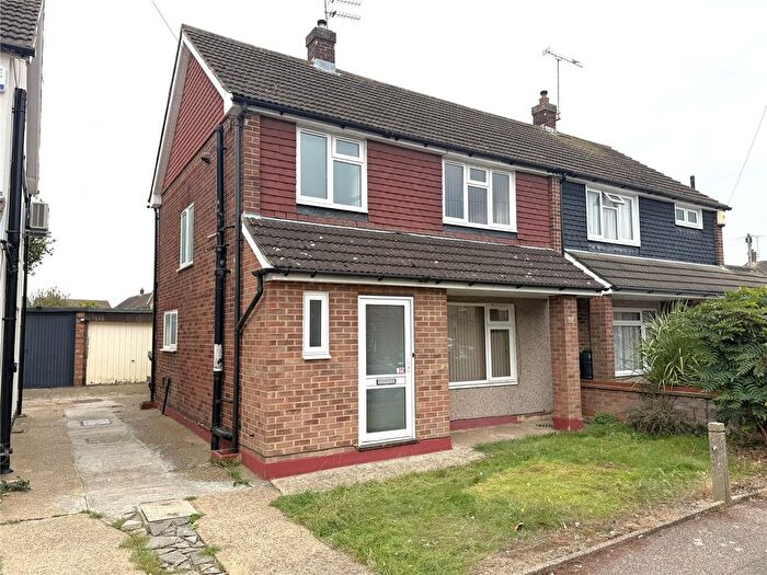 3 Bedroom Semi-Detached House To Rent In Second Avenue, Stanford-Le-Hope, Essex, SS17