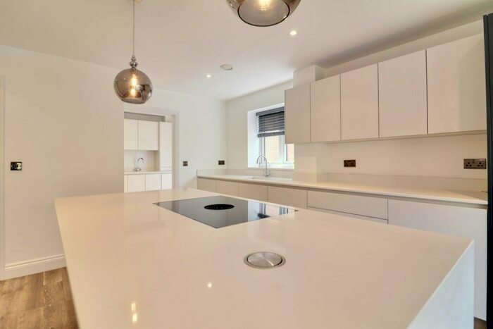 5 Bedroom Detached House To Rent In Parkland Place, Newport, Saffron Walden, CB11