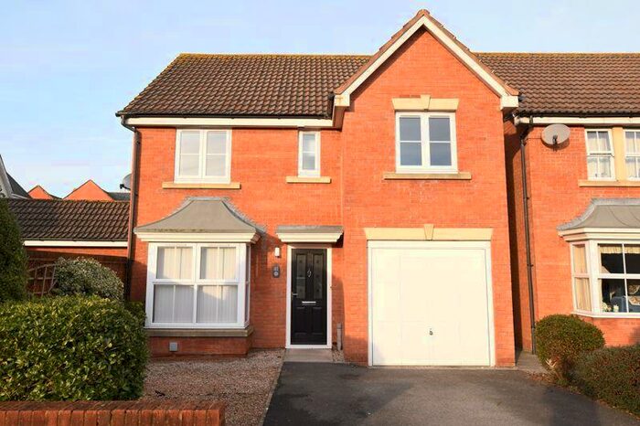 4 Bedroom House To Rent In Pollard Road, Weston-Super-Mare, BS24