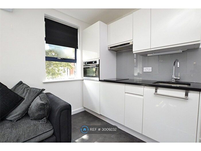 1 Bedroom Flat To Rent In Northgate Court, Gloucester, GL1