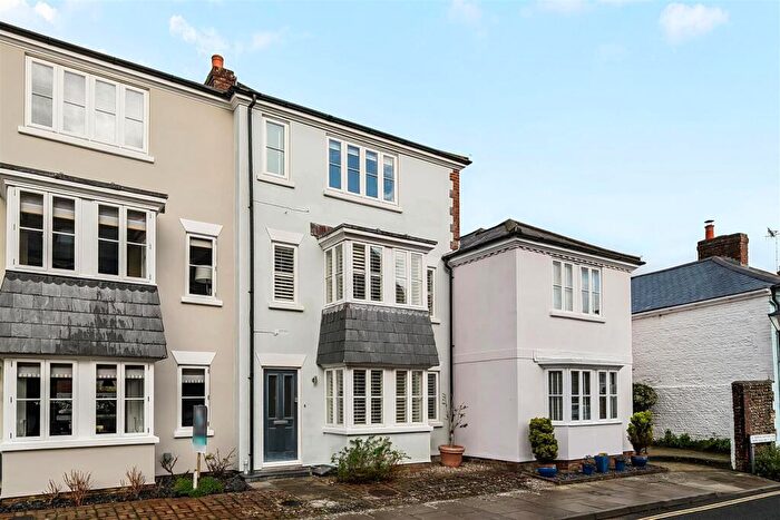 4 Bedroom House For Sale In Nineveh Shipyard, Arundel, BN18