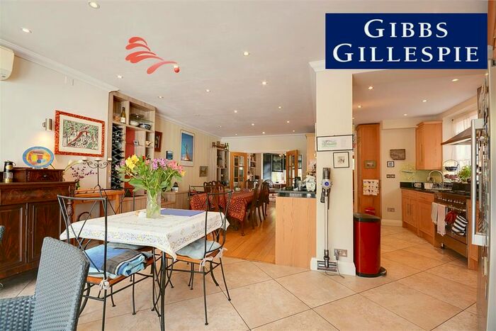 5 Bedroom Semi-Detached House To Rent In Mulgrave Road, Ealing, W5