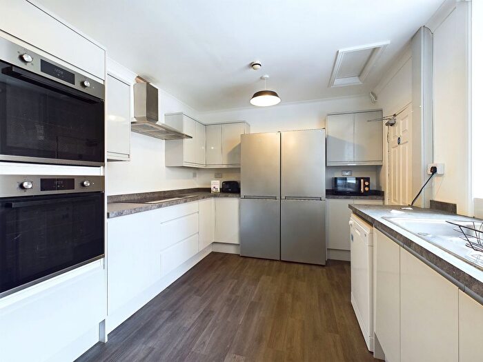 6 Bedroom Terraced House To Rent In Newborough Street, York, North Yorkshire, YO30