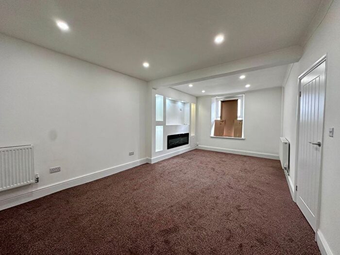 3 Bedroom End Of Terrace House To Rent In David Street, Tonypandy, CF40