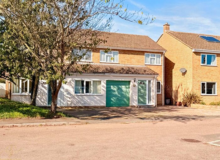 3 Bedroom Semi-Detached House For Sale In Greenfields, Earith, PE28