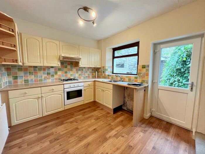 2 Bedroom House To Rent In Hala Road, Lancaster, LA1