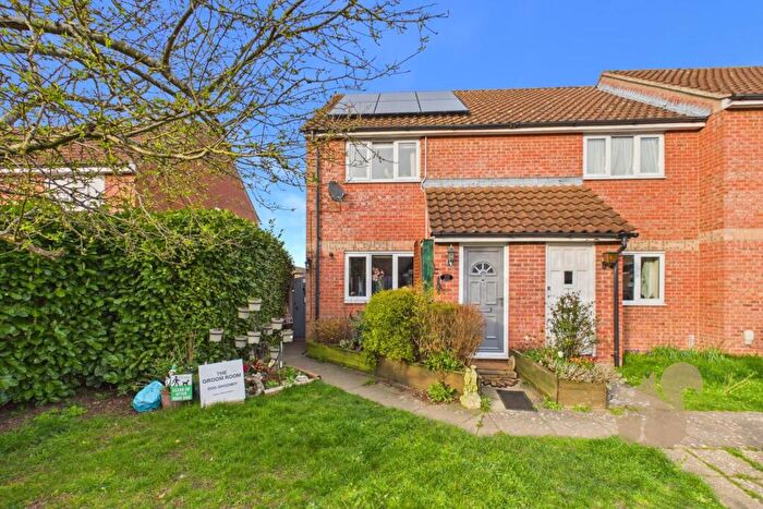 2 Bedroom End Of Terrace House For Sale In Lynns Hall Close, Great Waldingfield, CO10