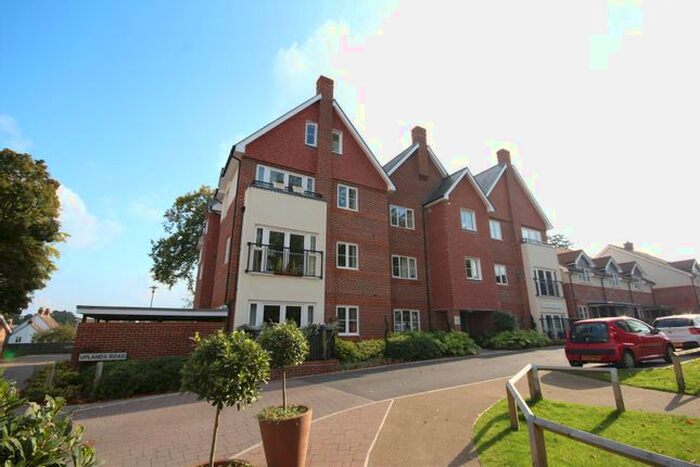 2 Bedroom Flat To Rent In Uplands Road, Guildford, GU1