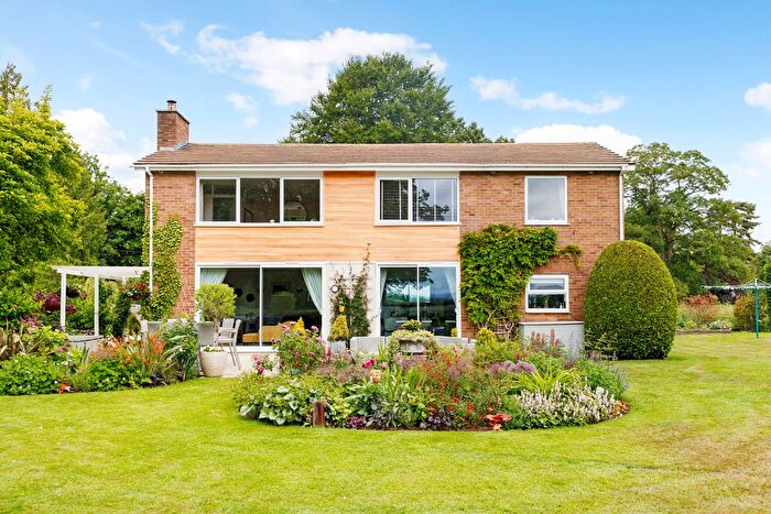4 Bedroom Detached House For Sale In The Green, Frampton On Severn, GL2