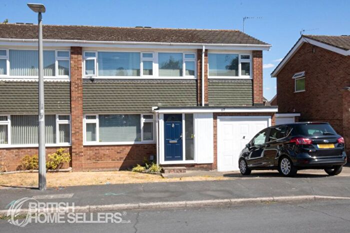 4 Bedroom Semi-Detached House For Sale In Granville Gardens, Hoddesdon, Hertfordshire, EN11