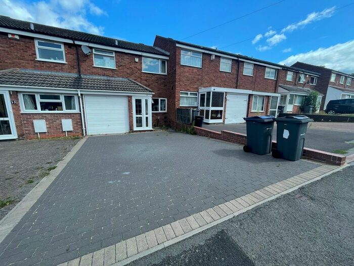 3 Bedroom Property To Rent In Lodge Hill Road, Selly Oak, Birmingham, B29