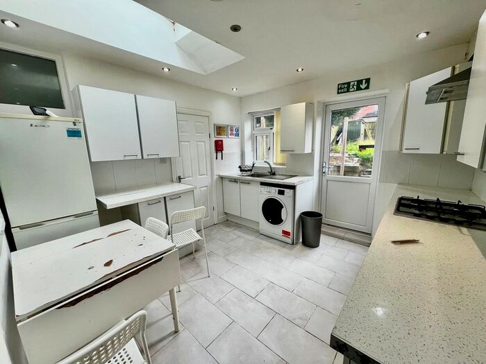 4 Bedroom Terraced House To Rent In Strathmore Avenue, Coventry, CV1