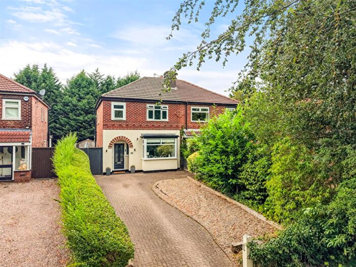 3 Bedroom Semi-Detached House For Sale In Manor Avenue, Sale, M33