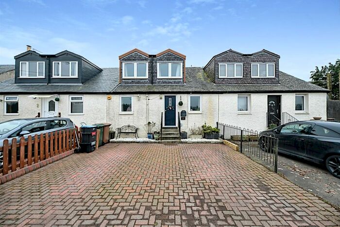 3 Bedroom Cottage For Sale In Lochlibo Road, Lugton, Kilmarnock, KA3