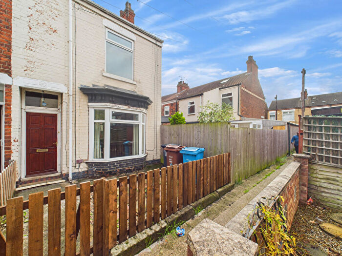 2 Bedroom End Of Terrace House For Sale In Durham Villas, Middleburg Street, Hull, Yorkshire, HU9