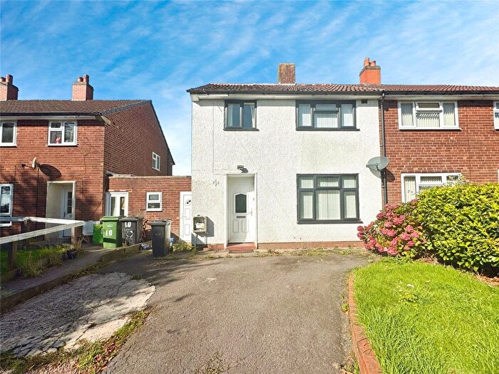 3 Bedroom Semi-Detached House To Rent In The Croft, Sedgley, Dudley, West Midlands, DY3