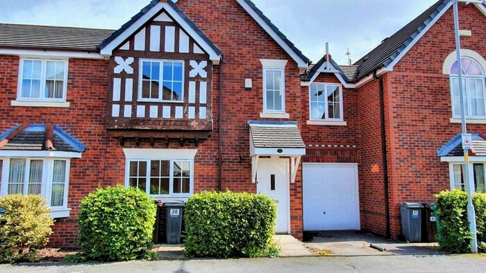 3 Bedroom Semi-Detached House To Rent In Chervil Close, Fallowfield, M14
