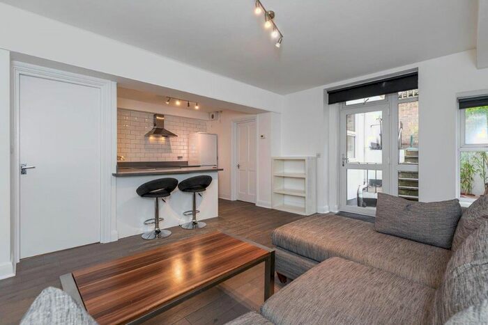 1 Bedroom Flat To Rent In Ladbroke Grove, Ladbroke Grove, W11