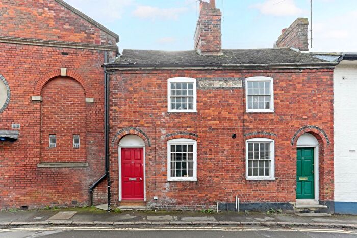 2 Bedroom Terraced House To Rent In Oxford Street, Marlborough, SN8