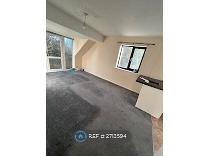 1 Bedroom Flat To Rent In Woodland Vale, Southampton, SO19