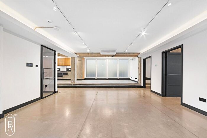 2 Bedroom Apartment For Sale In Charlotte Road, London, EC2A