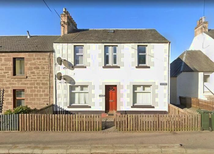 2 Bedroom Flat To Rent In Leadnock Bank, Main Street, Bankfoot, Perth, PH1