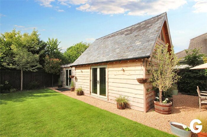 1 Bedroom Detached House To Rent In Ashley Heath, Ashley Heath, Ringwood, Hampshire, BH24