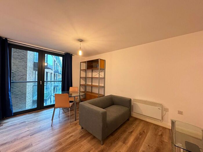 1 Bedroom Apartment To Rent In Southside, St John's Walk, B5