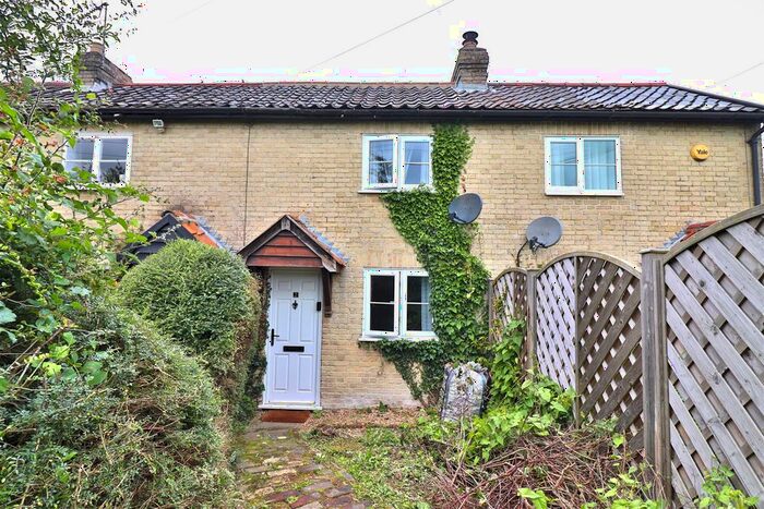 2 Bedroom Cottage To Rent In Canada Cottages, Lindsey, Ipswich, Suffolk, IP7