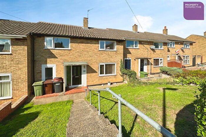 3 Bedroom Terraced House For Sale In West Avenue, LE13