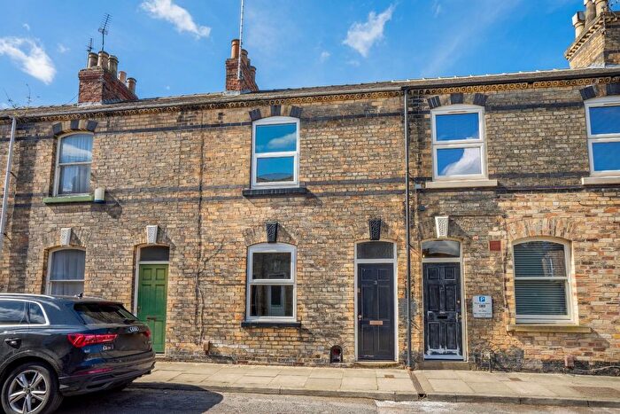2 Bedroom Terraced House For Sale In Waverley Street, York, YO31