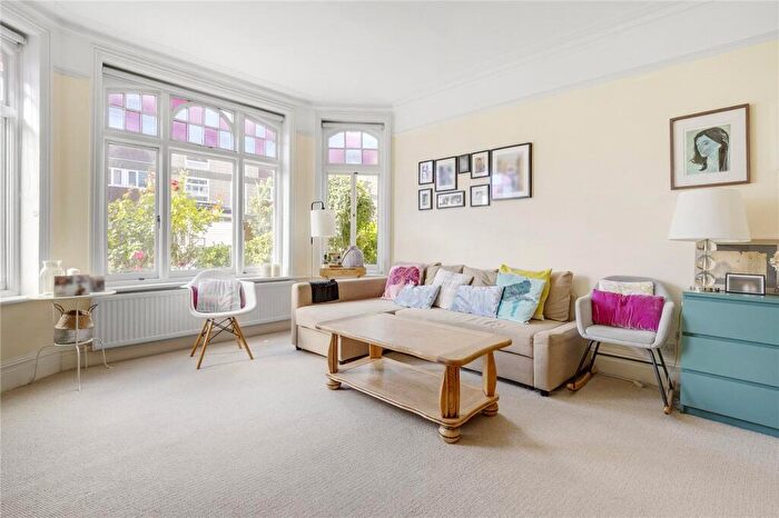 2 Bedroom Apartment To Rent In Castelnau Gardens, Barnes, SW13