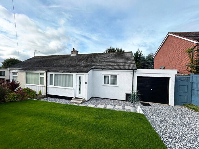 2 Bedroom Semi-Detached Bungalow For Sale In Cae Coed, Llandudno Junction, LL31