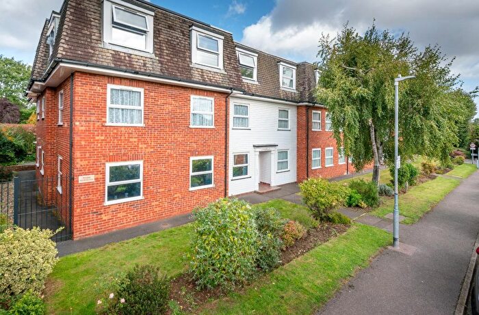 2 Bedroom Flat For Sale In Cecil Court, Wall Road, Ashford, TN24
