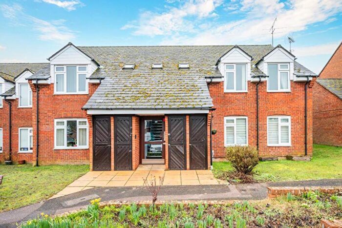 2 Bedroom Retirement Property For Sale In Henbit Close, Tadworth, KT20
