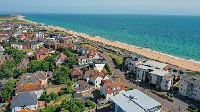 2 Bedroom Apartment For Sale In St. Catherines Road, Bournemouth, BH6