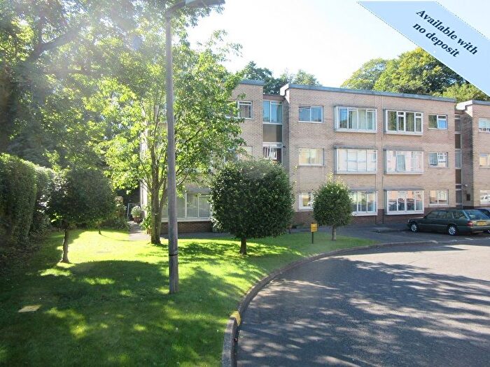 2 Bedroom Block Of Flats To Rent In Long Oaks Court, Sketty, Swansea, SA2