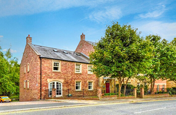 2 Bedroom Apartment For Sale In Newminster Place, Bullers Green, Morpeth, Northumberland, NE61