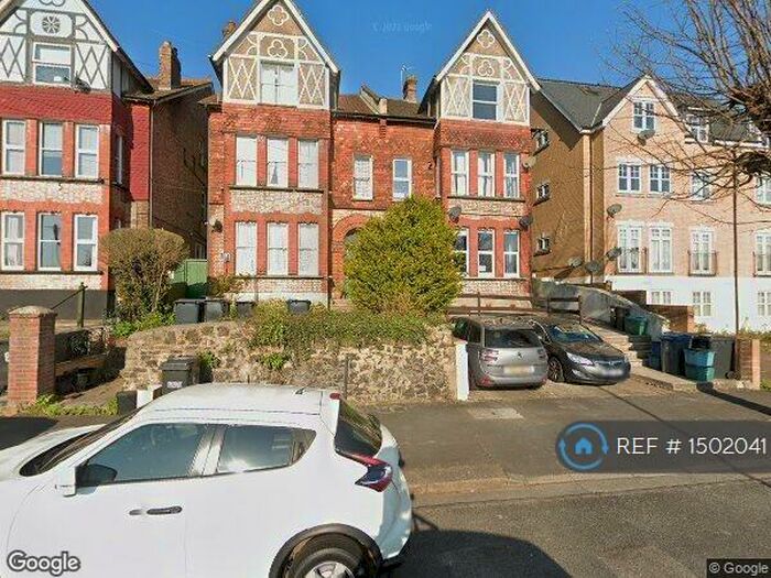 2 Bedroom Flat To Rent In Avondale Road, South Croydon, CR2