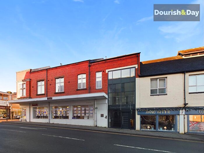 2 Bedroom Flat For Sale In Malt Mill Lane, Stafford, ST16