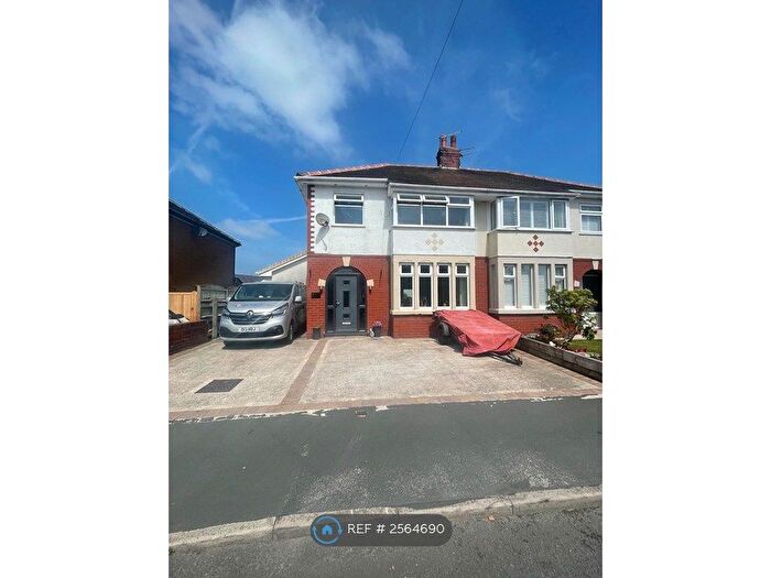 3 Bedroom Semi-Detached House To Rent In St Thomas Road, Preston, PR4