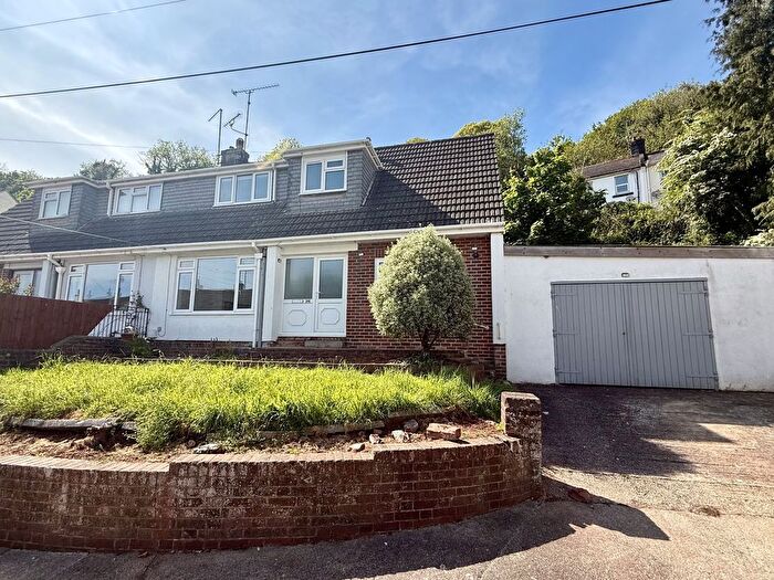 3 Bedroom Semi Detached House For Sale In Winstone Avenue, Torquay, TQ2
