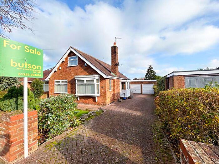 3 Bedroom Detached Bungalow For Sale In No Onward Chain. Detached Bungalow On Larger Than Average Plot -, Mill Hey Avenue, Poulton-Le-Fylde, FY6
