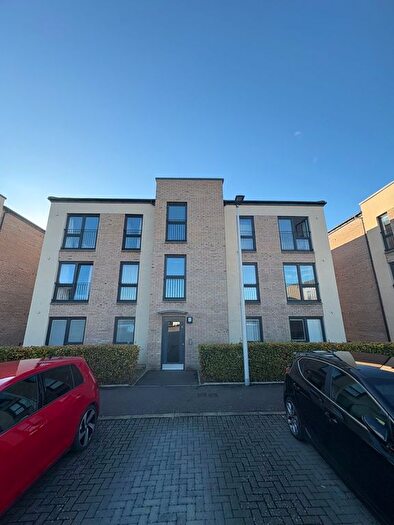 2 Bedroom Flat To Rent In Daybell Loan, South Queensferry, Edinburgh, EH30