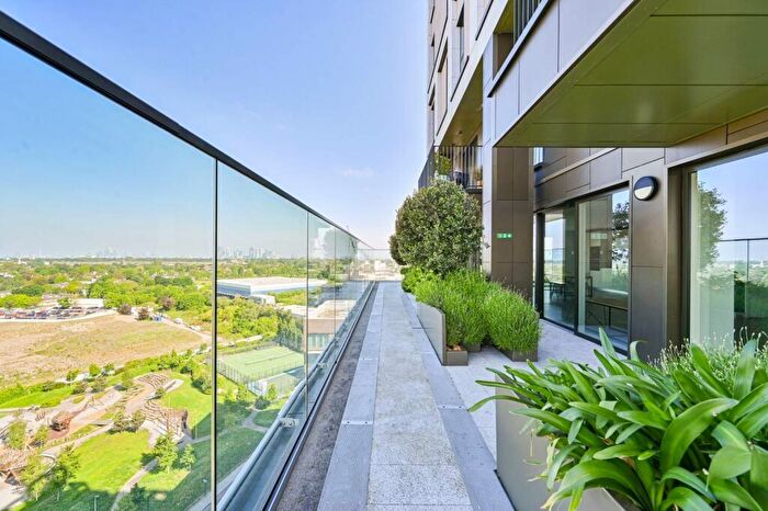 3 Bedroom Flat For Sale In Kidbrooke Village, Pegler Square, - Includes Secure Parking, SE3