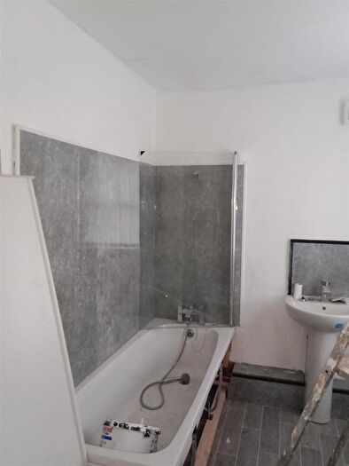 1 Bedroom Flat To Rent In Newsham Drive, Liverpool, L6