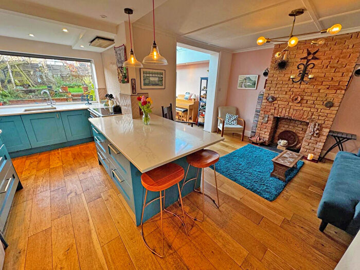 3 Bedroom Semi-Detached House For Sale In Buckingham Road, Shoreham-by-Sea, BN43