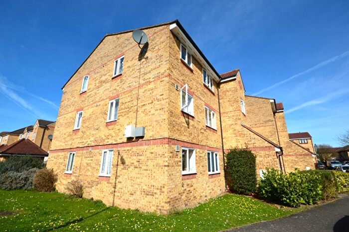 1 Bedroom Flat To Rent In Explorer Drive, Watford, WD18